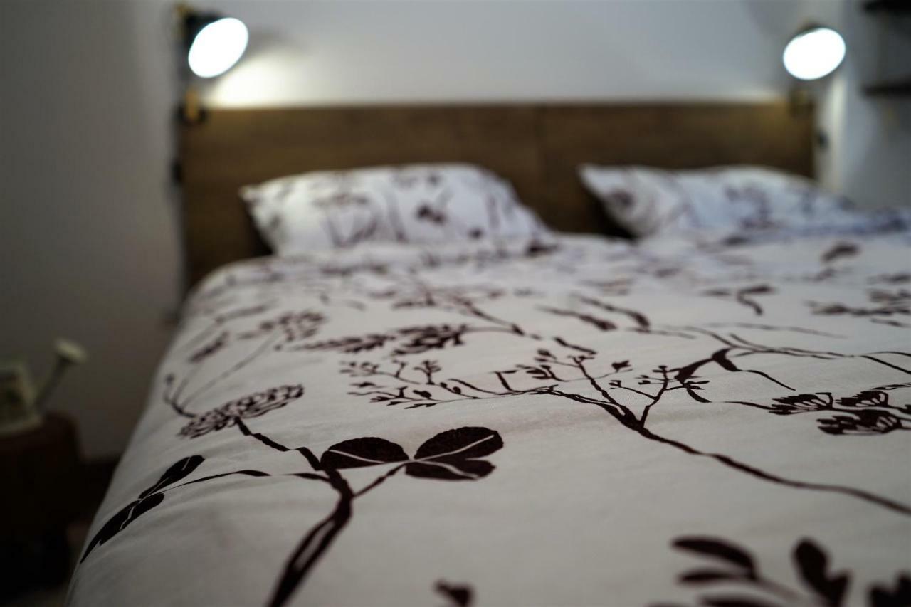 Momo'S Studio Apartment Zagreb Exterior foto